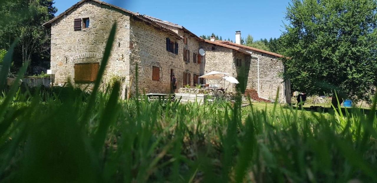 Aux étoiles de Moranges Bed and Breakfast Saint-Germain-l'Herm Exterior foto